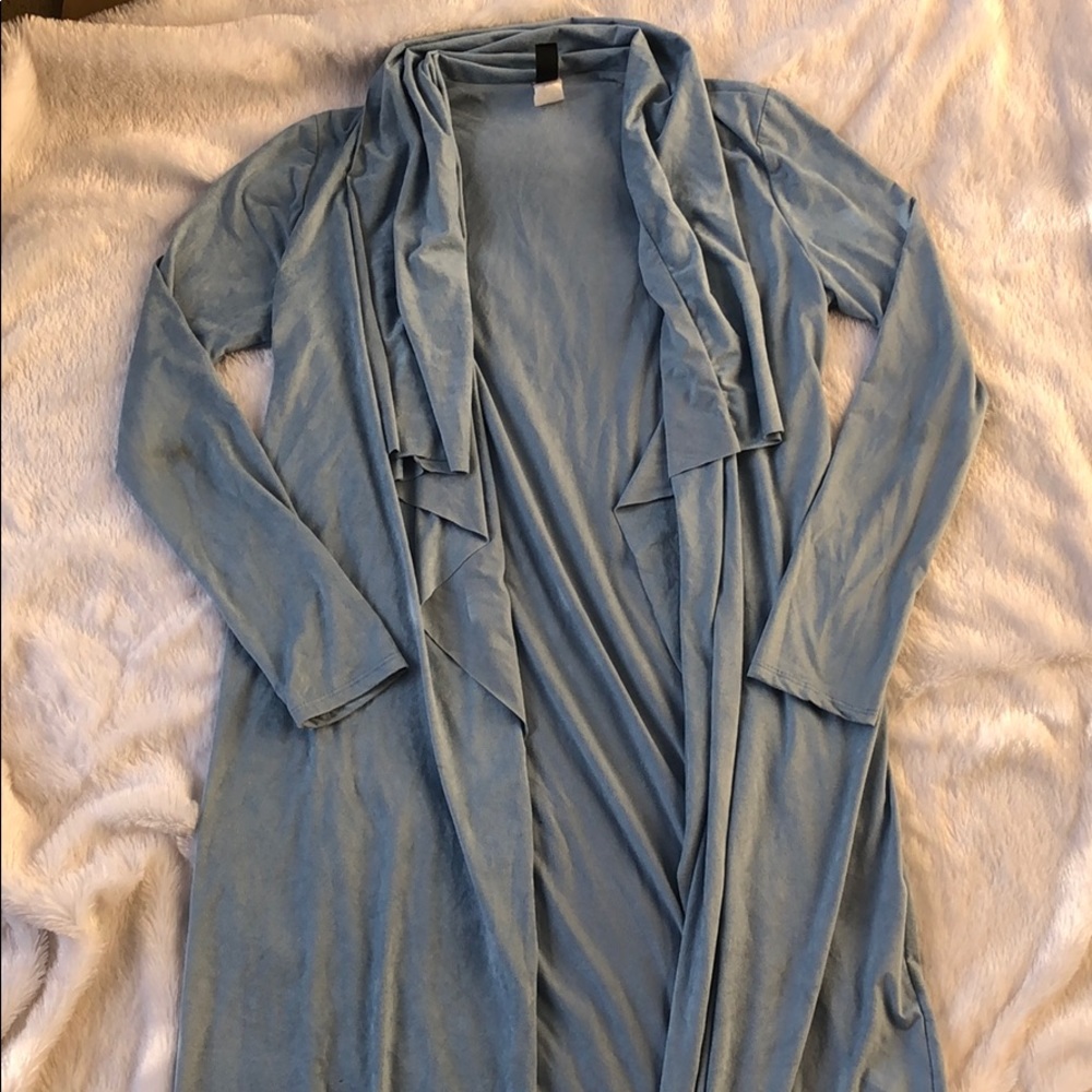 Duster - Picture 2 of 4